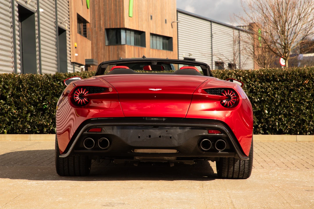 2017 Aston Martin Vanquish 2nd Gen - Image 5 of 31