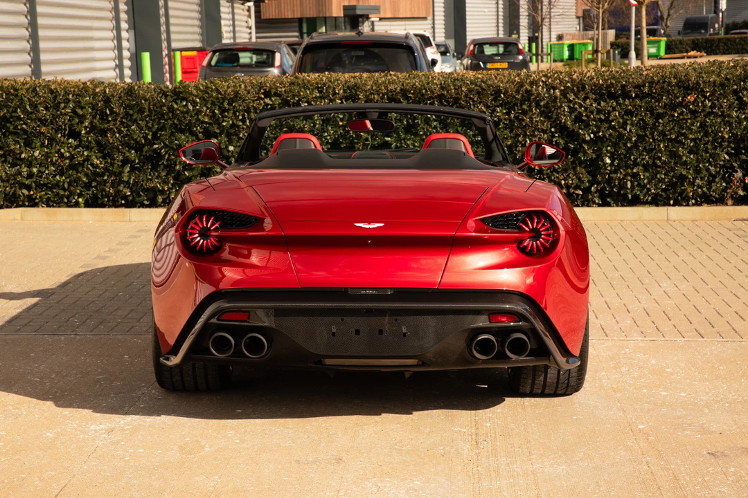 2017 Aston Martin Vanquish 2nd Gen - Image 12 of 31