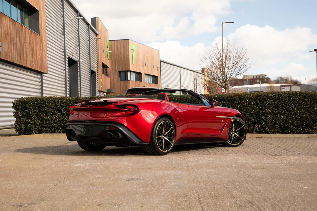 2017 Aston Martin Vanquish 2nd Gen - Image 19 of 31