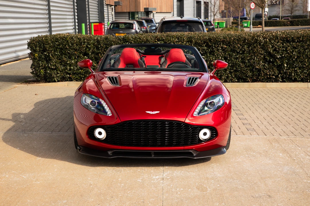 2017 Aston Martin Vanquish 2nd Gen - Image 16 of 31