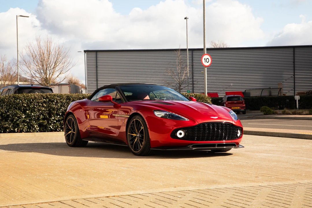 2017 Aston Martin Vanquish 2nd Gen - Image 18 of 31