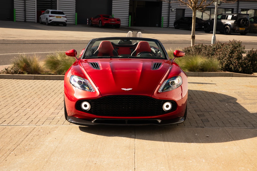 2017 Aston Martin Vanquish 2nd Gen - Image 26 of 31