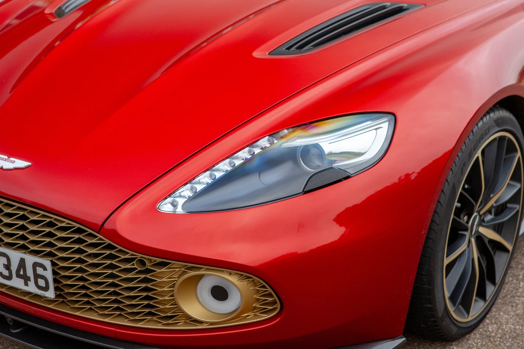 2017 Aston Martin Vanquish 2nd Gen - Image 12 of 31