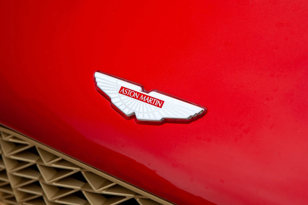 2017 Aston Martin Vanquish 2nd Gen - Image 15 of 31