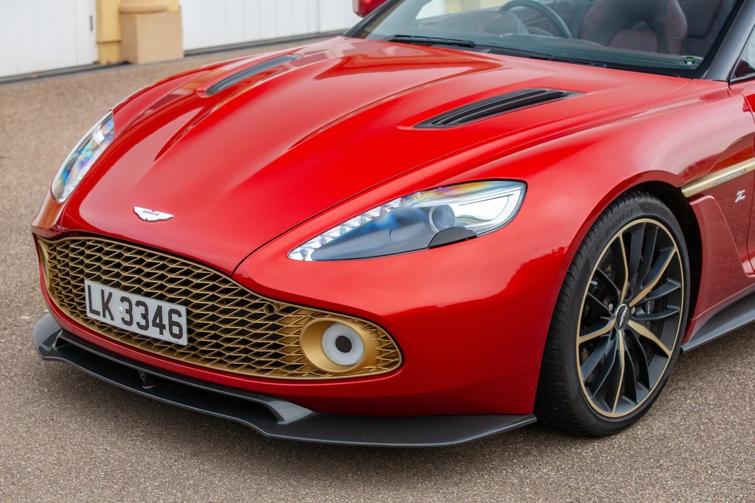 2017 Aston Martin Vanquish 2nd Gen - Image 19 of 31