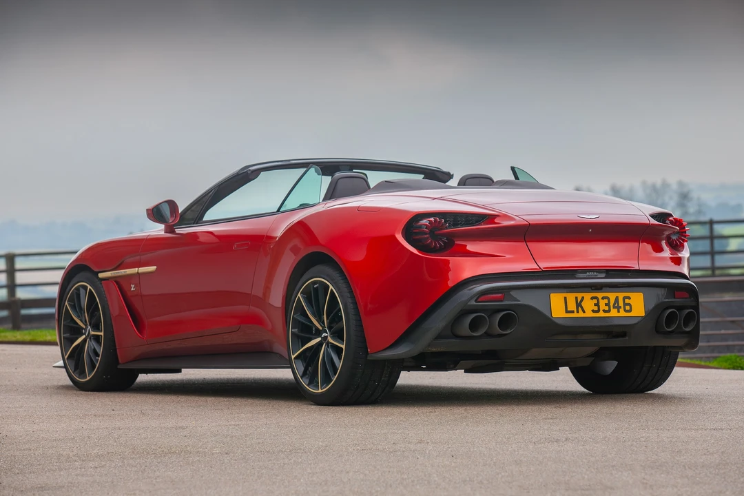 2017 Aston Martin Vanquish 2nd Gen - Image 5 of 31