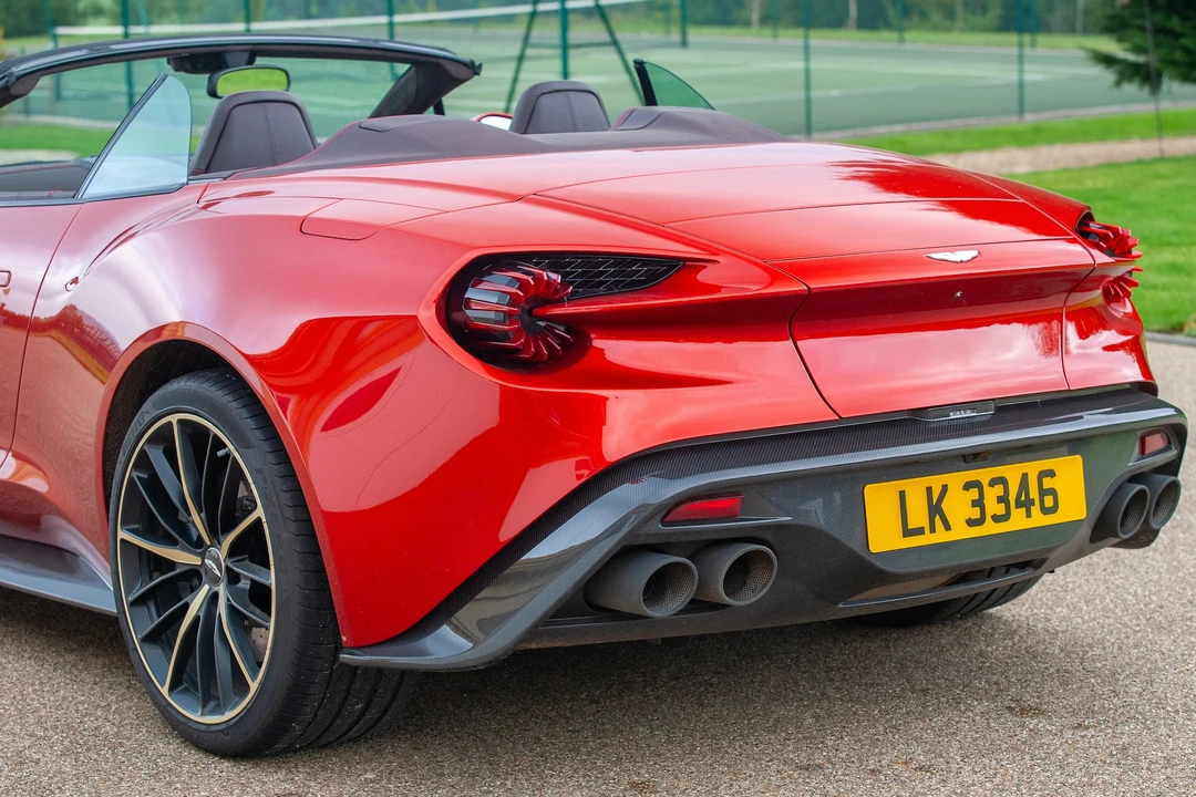 2017 Aston Martin Vanquish 2nd Gen - Image 29 of 31