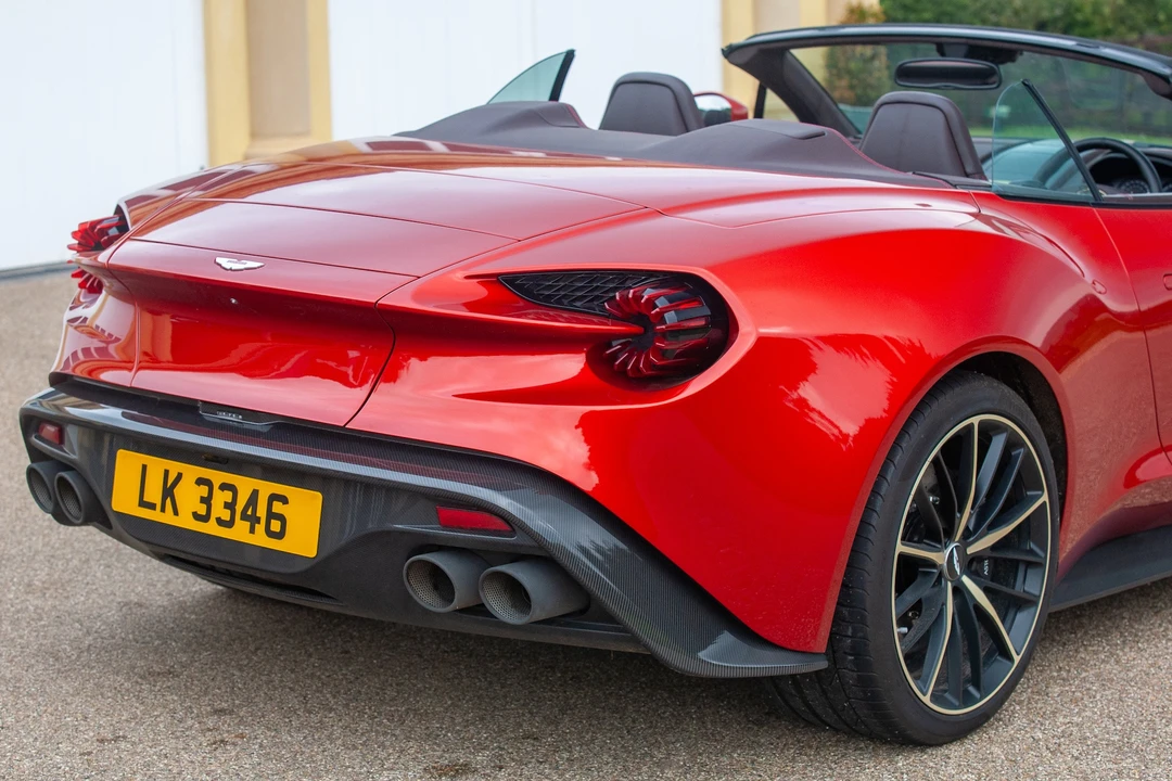 2017 Aston Martin Vanquish 2nd Gen - Image 30 of 31