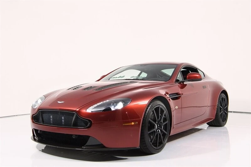 2017 Aston Martin Vantage - Image 4 of 31