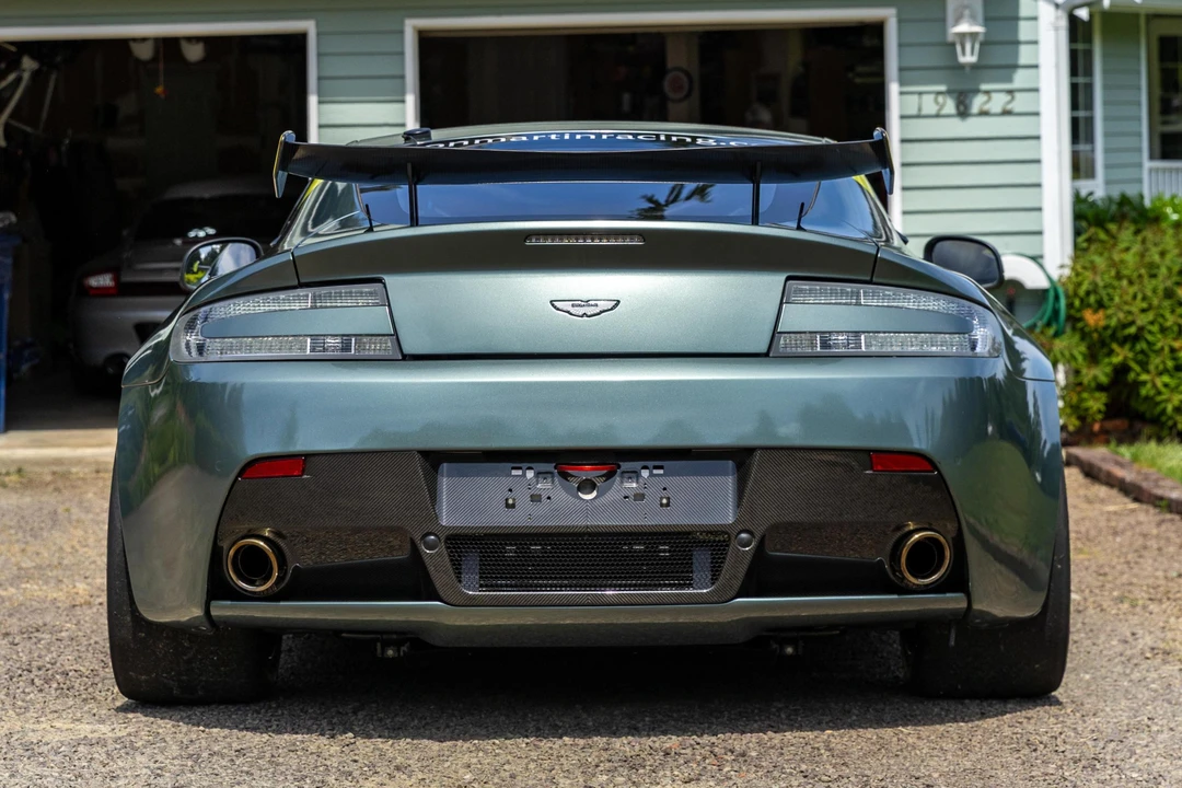 2017 Aston Martin V8 Vantage (2006-2017) - Image 5 of 31