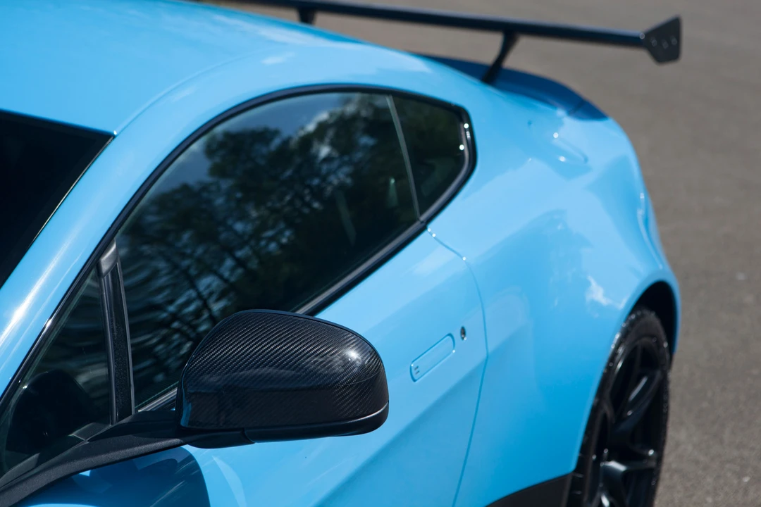 2017 Aston Martin V8 Vantage (2006-2017) - Image 29 of 31