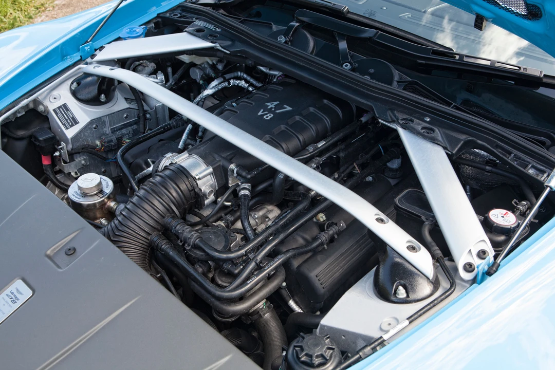 2017 Aston Martin V8 Vantage (2006-2017) - Image 18 of 31