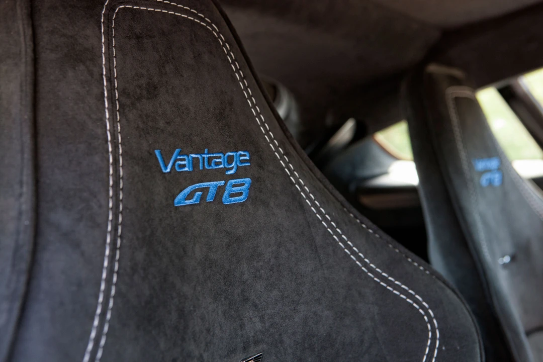 2017 Aston Martin V8 Vantage (2006-2017) - Image 20 of 31