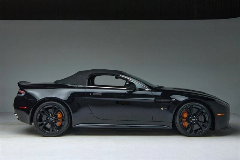 2017 Aston Martin V8 Vantage (2006-2017) - Image 15 of 21