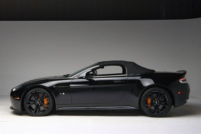 2017 Aston Martin V8 Vantage (2006-2017) - Image 11 of 21