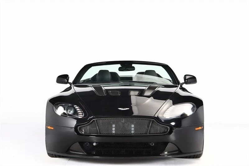 2017 Aston Martin V8 Vantage (2006-2017) - Image 3 of 21