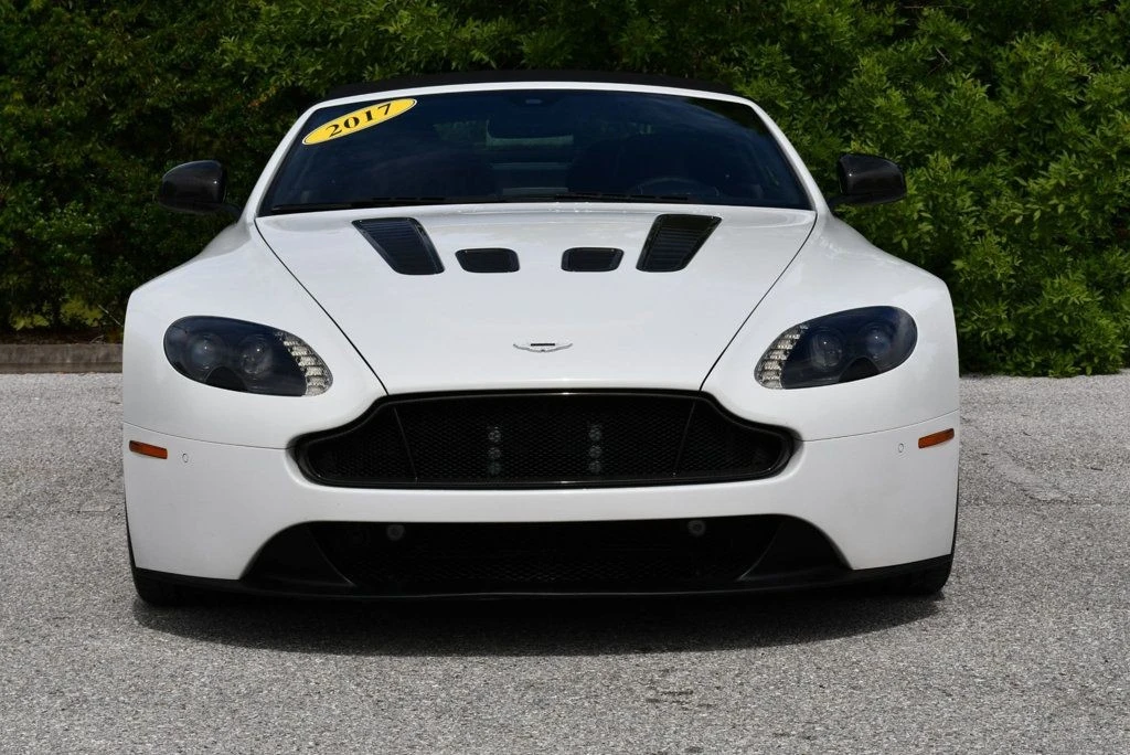 2017 Aston Martin V12 Vantage (2010-2018) - Image 10 of 31