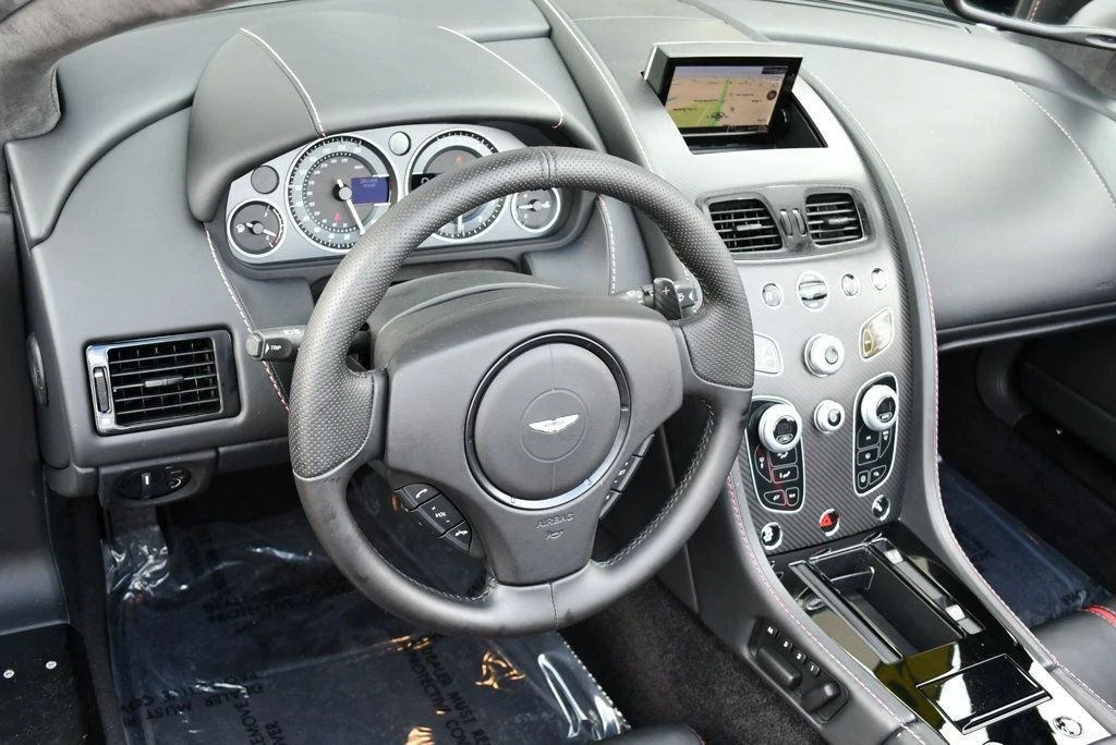 2017 Aston Martin V12 Vantage (2010-2018) - Image 13 of 31