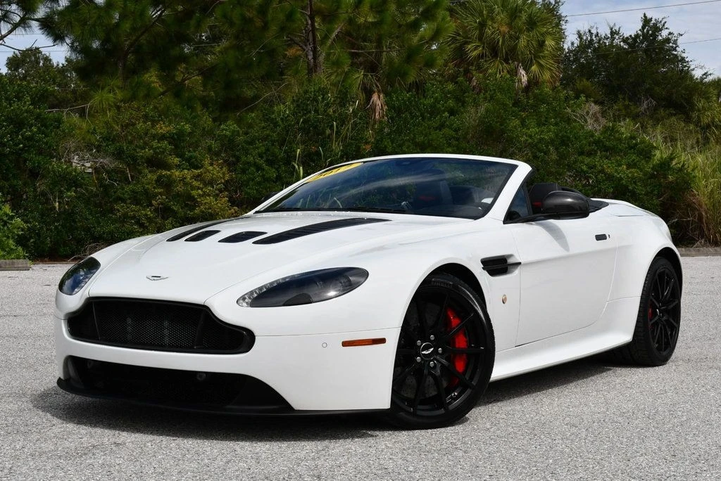 2017 Aston Martin V12 Vantage (2010-2018) - Image 22 of 31
