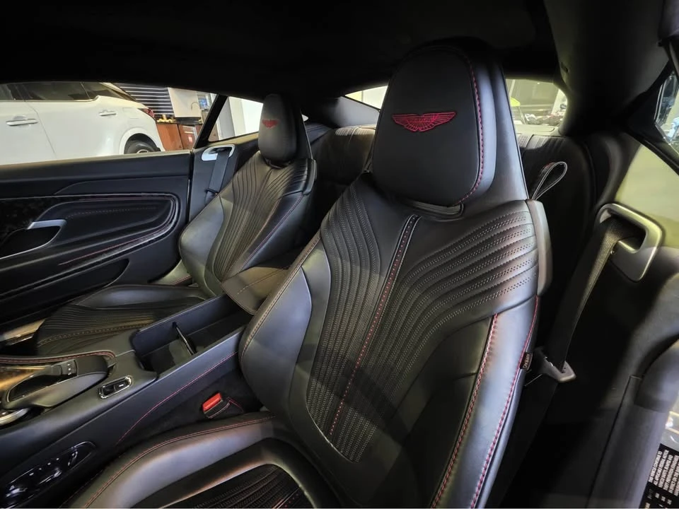2017 Aston Martin DB11 - Image 7 of 14