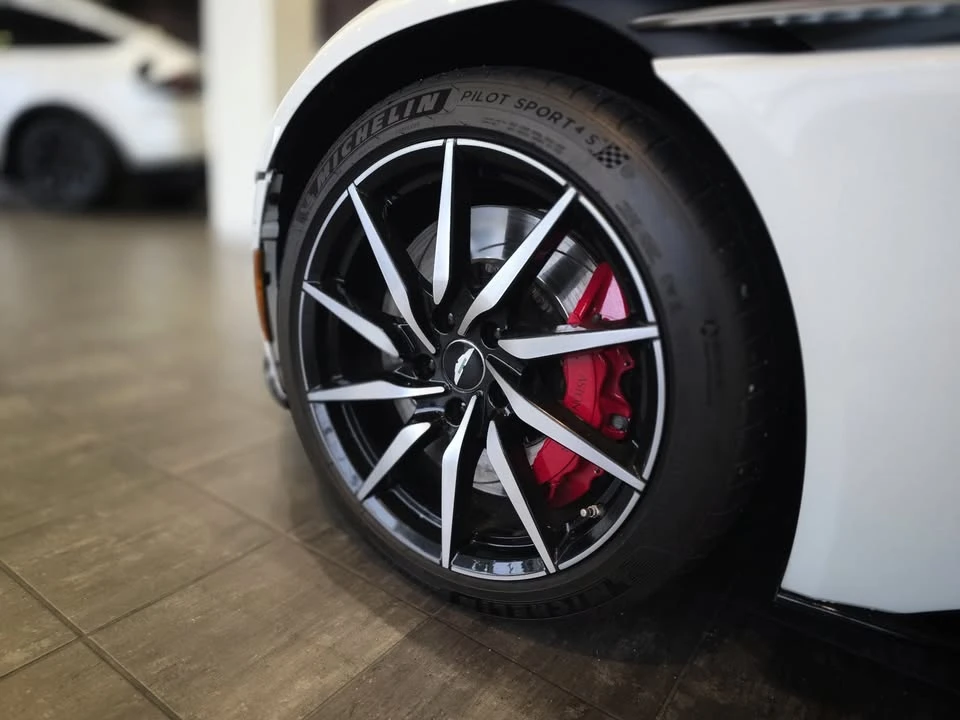 2017 Aston Martin DB11 V12 - Image 10 of 20