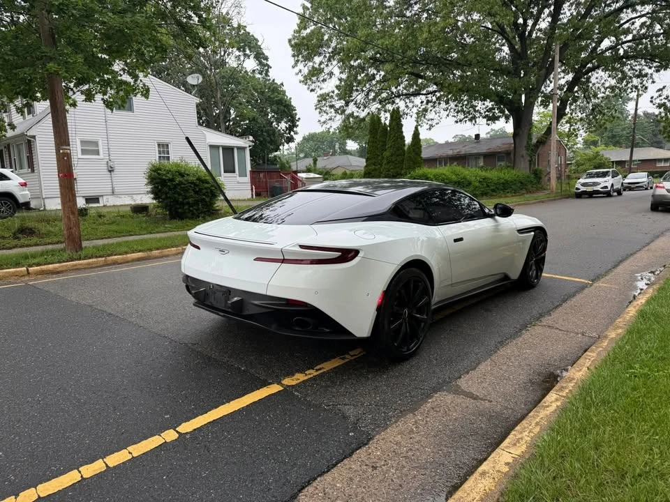 2017 Aston Martin DB11 - Image 4 of 16