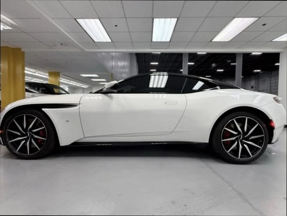 2017 Aston Martin DB11 V12 - Image 3 of 14