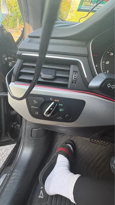 2017 Audi B9 A4 - Image 13 of 19