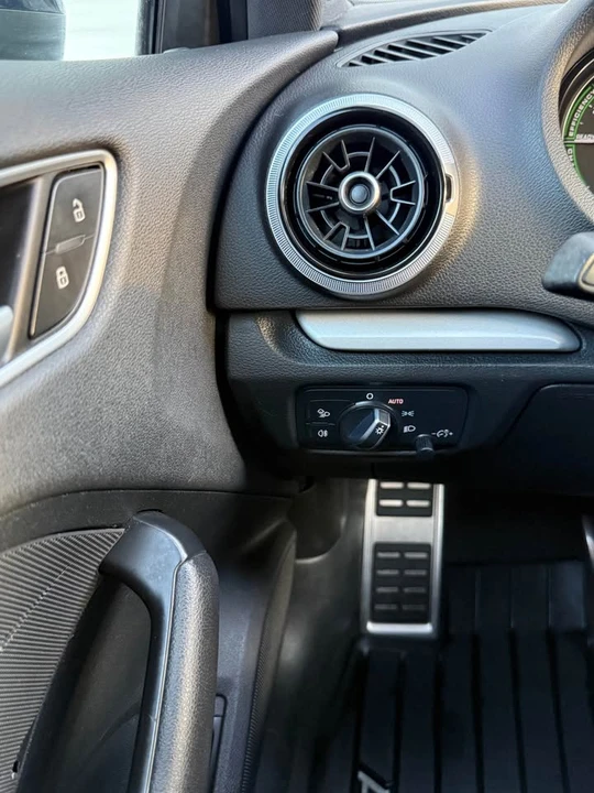 2017 Audi 8V A3 - Image 14 of 18
