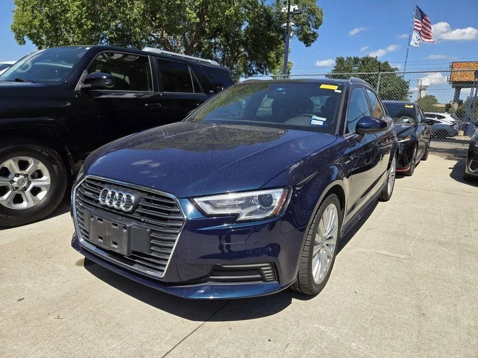 2017 Audi 8V A3 - Image 2 of 2