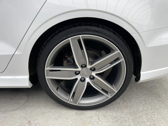 2017 Audi 8V A3 - Image 19 of 31