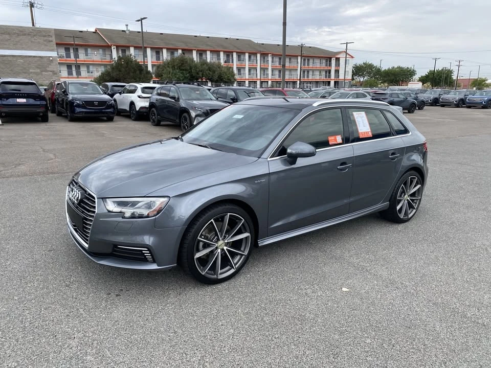 2017 Audi 8V A3 - Image 2 of 17