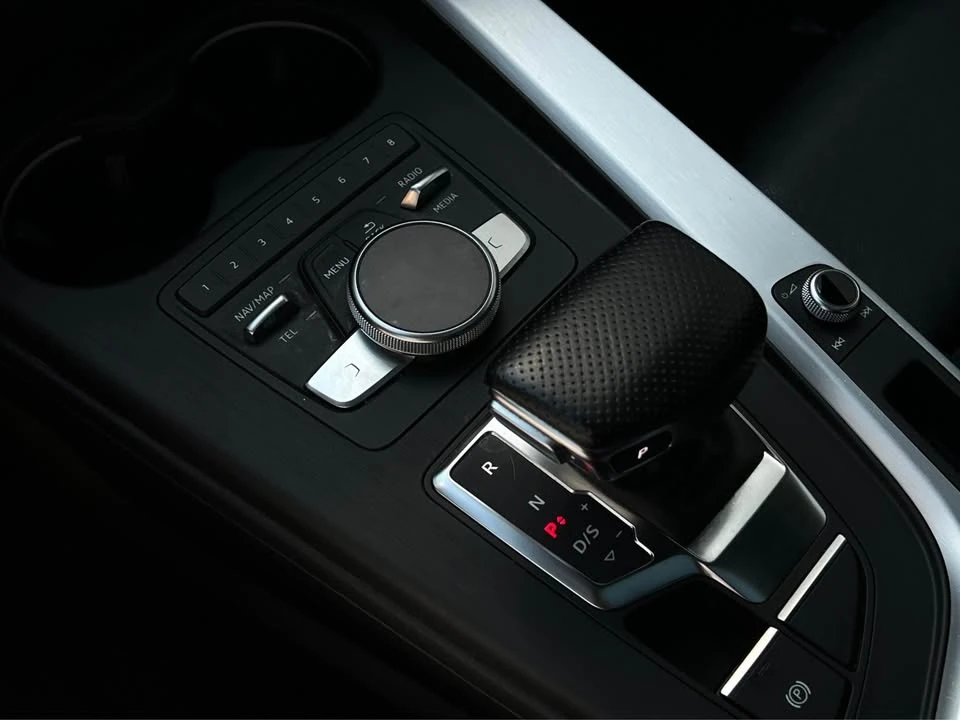 2017 Audi B9 A4 - Image 16 of 19