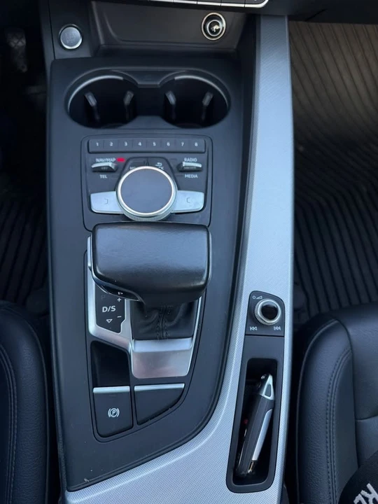 2017 Audi B9 A4 - Image 10 of 17