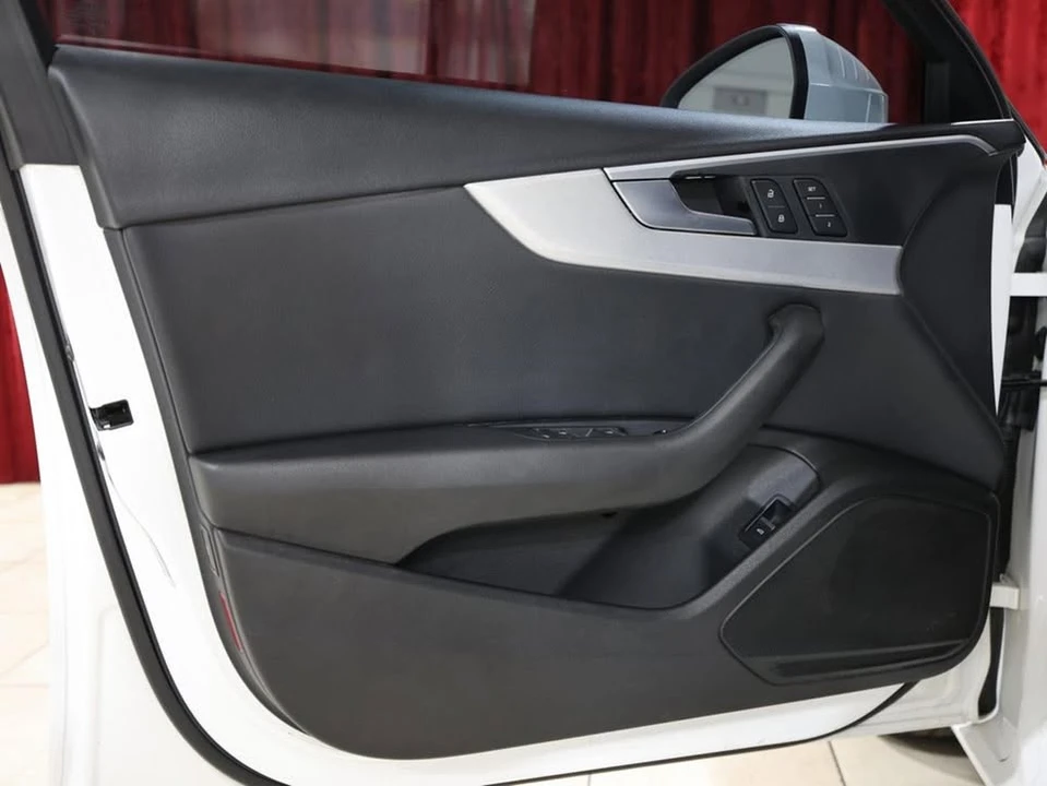 2017 Audi B9 A4 - Image 9 of 18