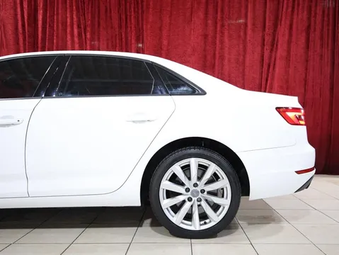 2017 Audi A4 2.0T Premium
