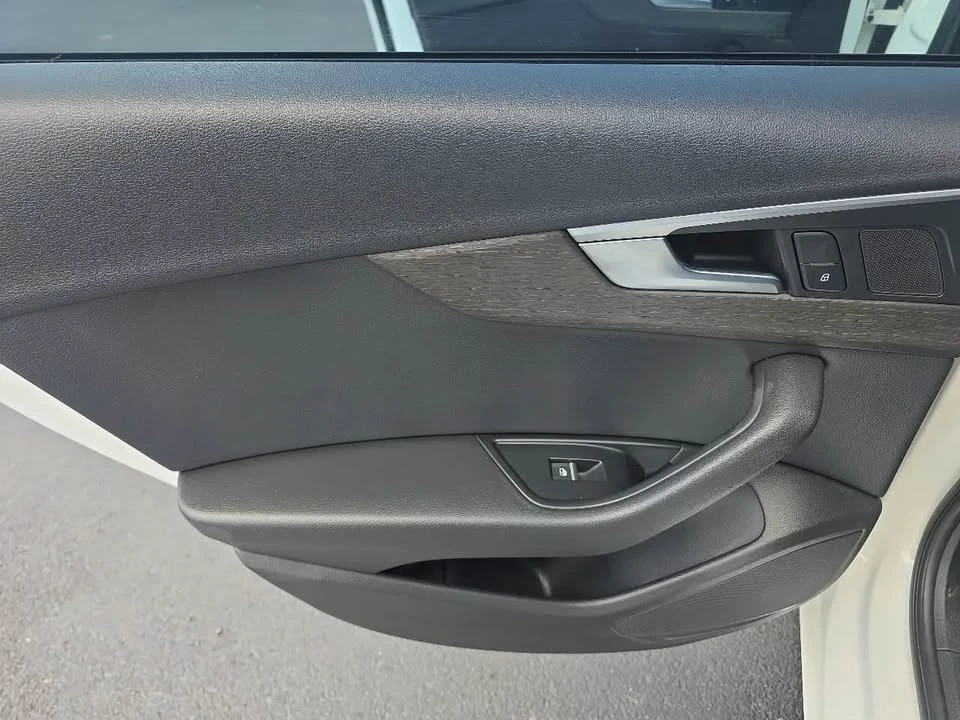 2017 Audi B9 A4 - Image 11 of 19