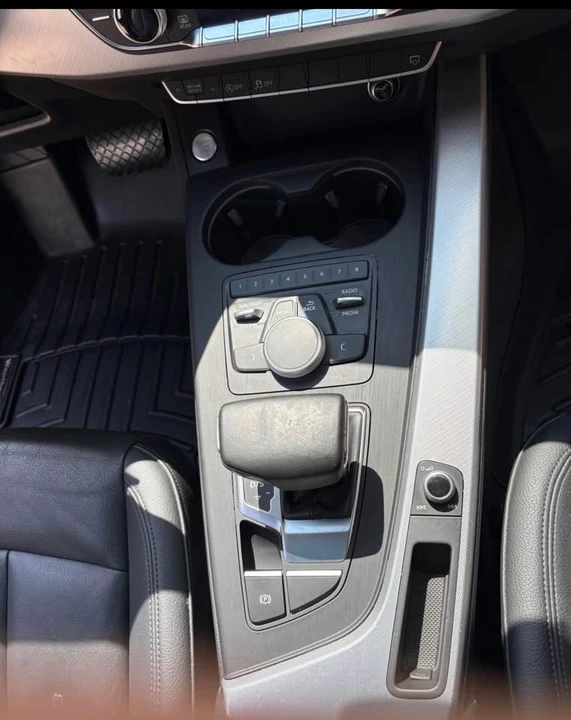 2017 Audi B9 A4 - Image 9 of 17