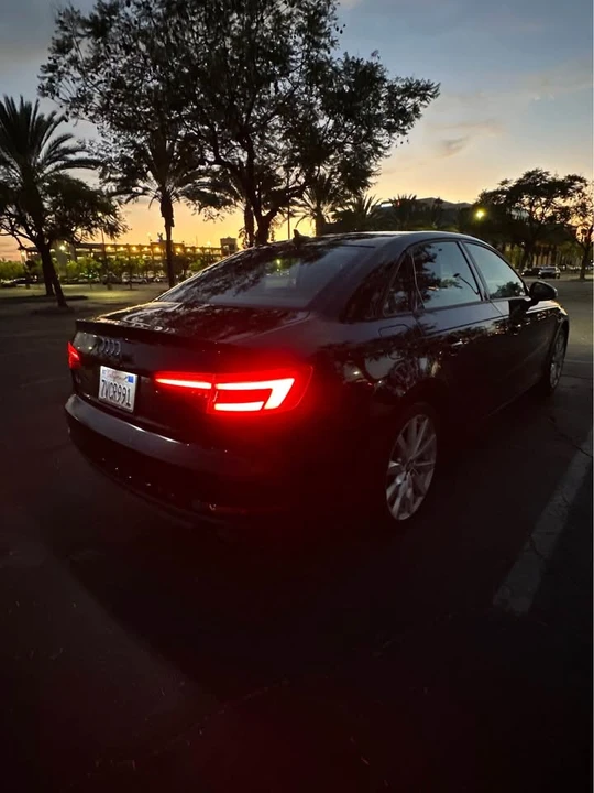 2017 Audi B9 A4 - Image 4 of 10