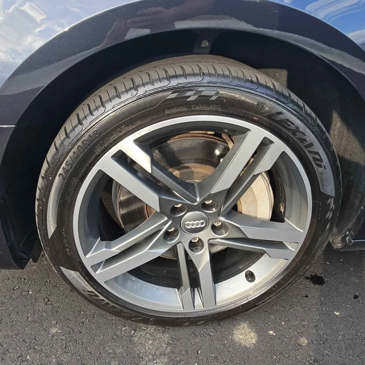 2017 Audi B9 A4 - Image 11 of 14