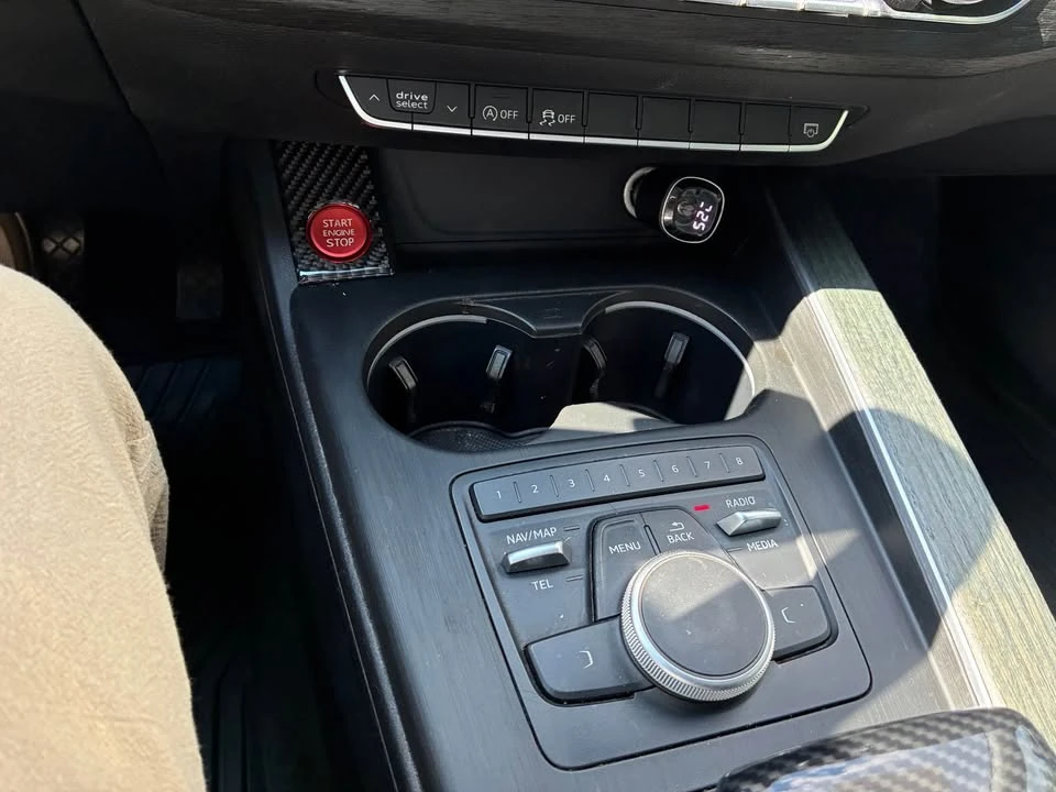 2017 Audi B9 A4 - Image 7 of 12
