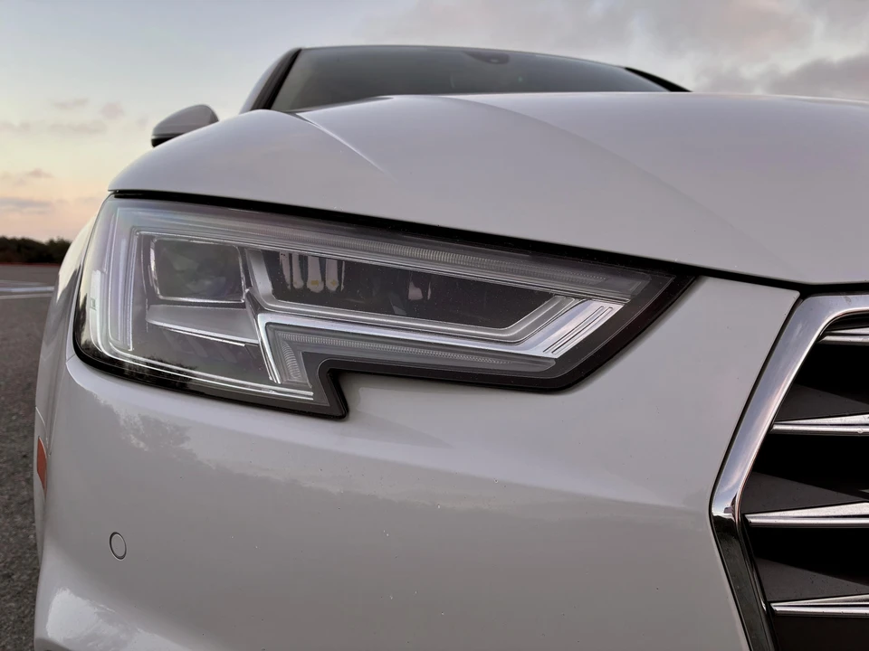 2017 Audi B9 A4 - Image 9 of 31
