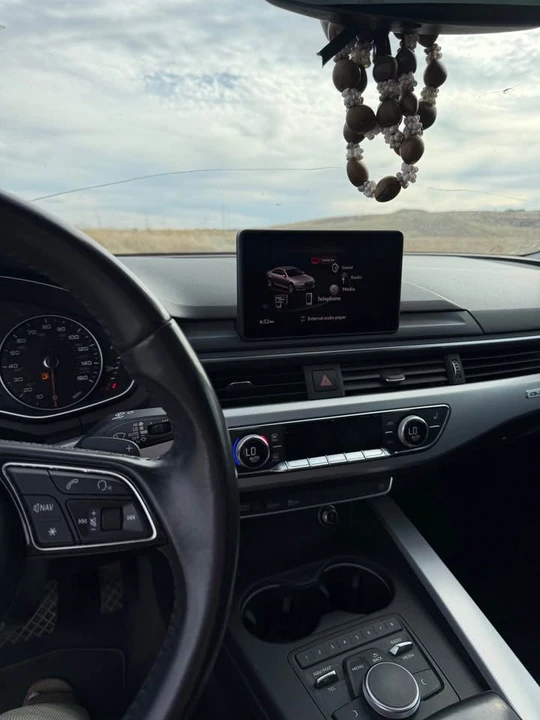 2017 Audi B9 A4 - Image 16 of 20