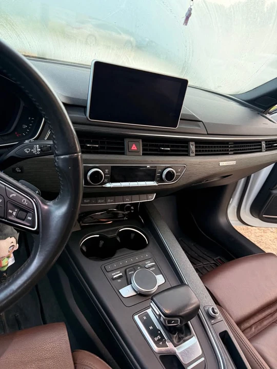 2017 Audi B9 A4 - Image 10 of 10