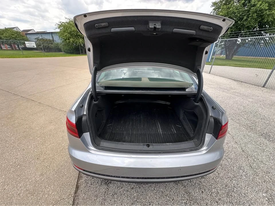 2017 Audi B9 A4 - Image 12 of 16