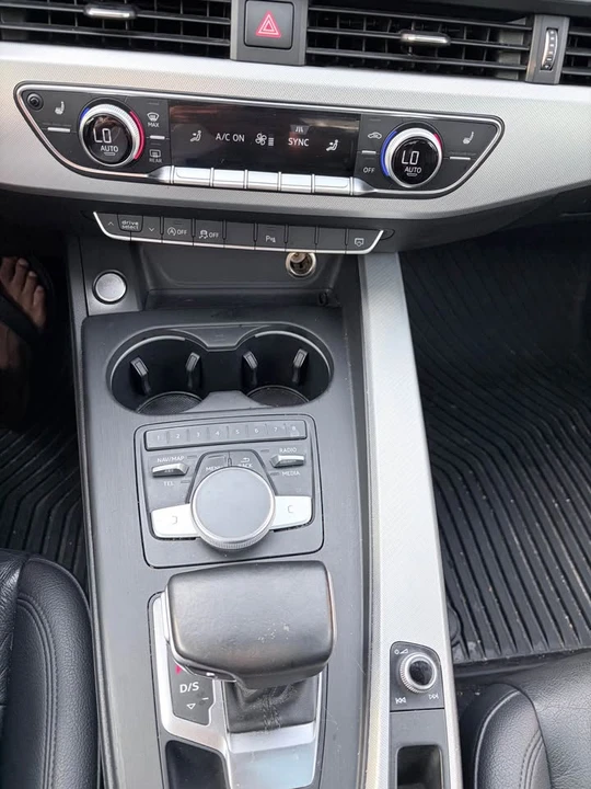2017 Audi B9 A4 - Image 16 of 17