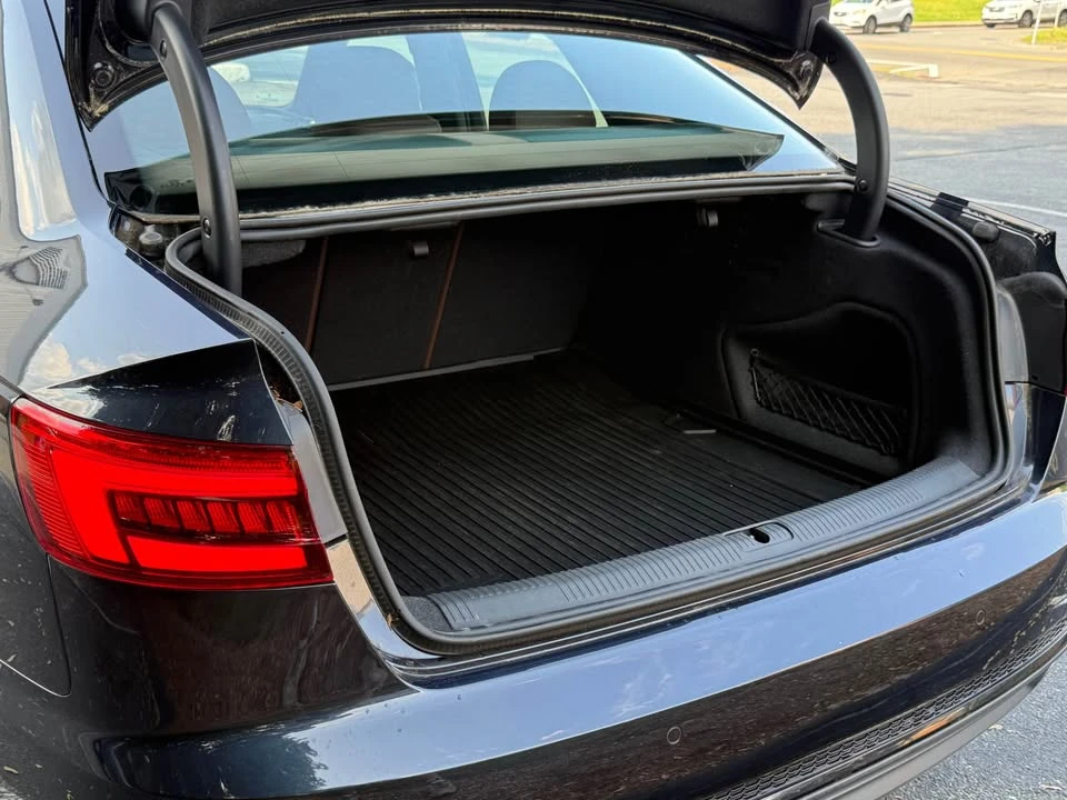2017 Audi B9 A4 - Image 9 of 16