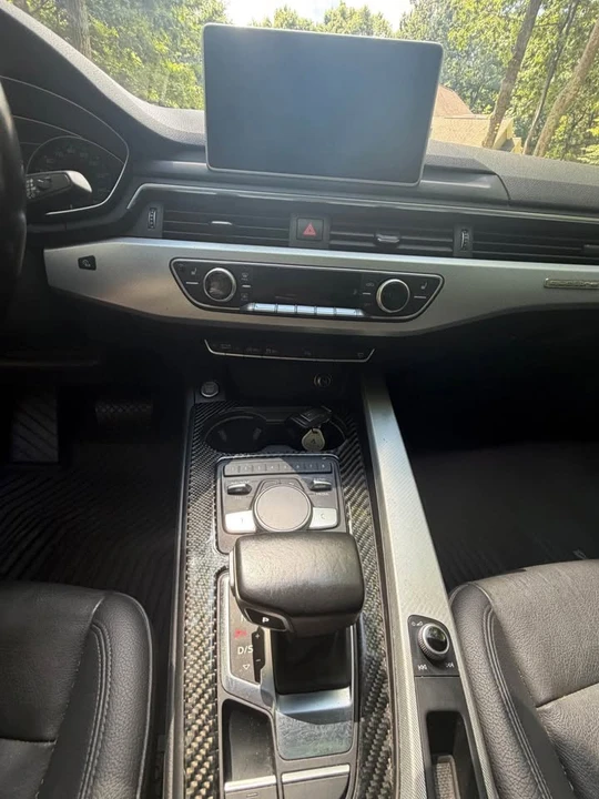 2017 Audi B9 A4 - Image 9 of 16