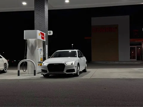 2017 Audi A4 2.0T Quattro Premium