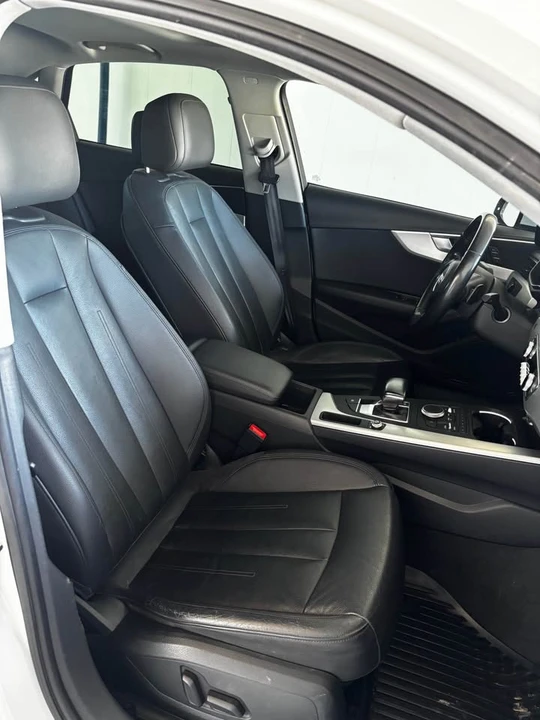 2017 Audi B9 A4 - Image 7 of 12